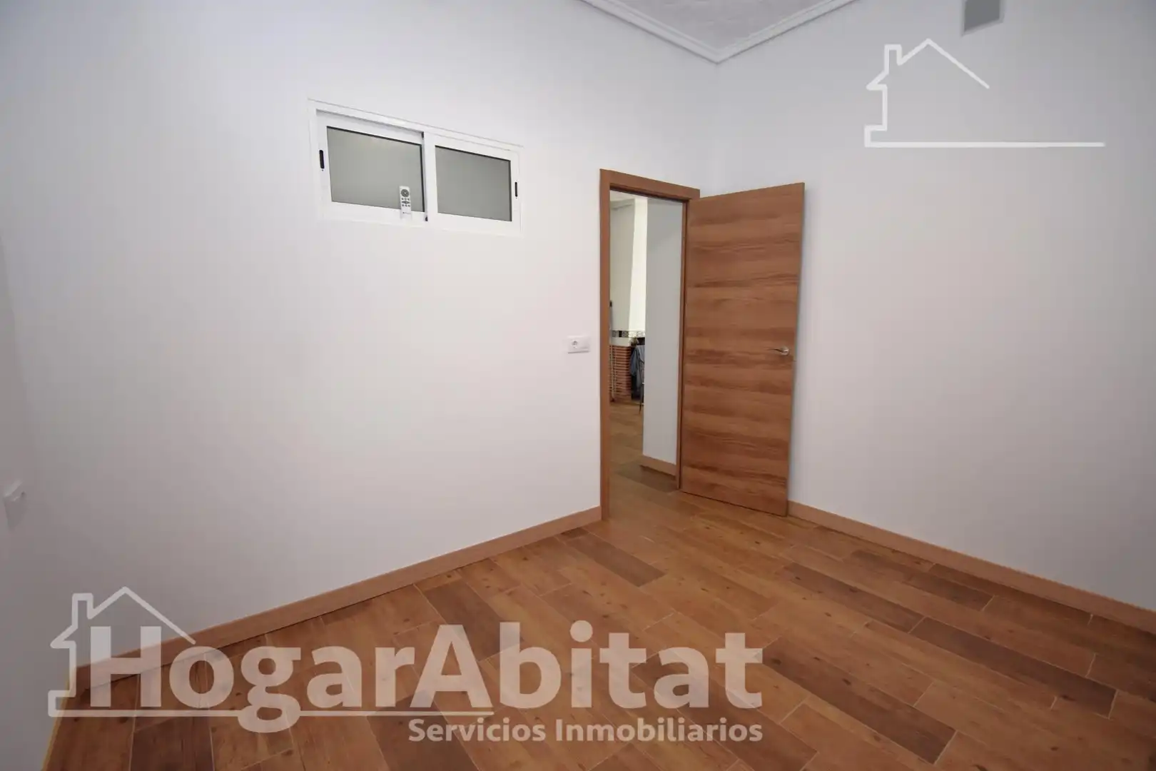 Habitación de Piso en venta en Catarroja con Aire acondicionado, Calefacción y Terraza