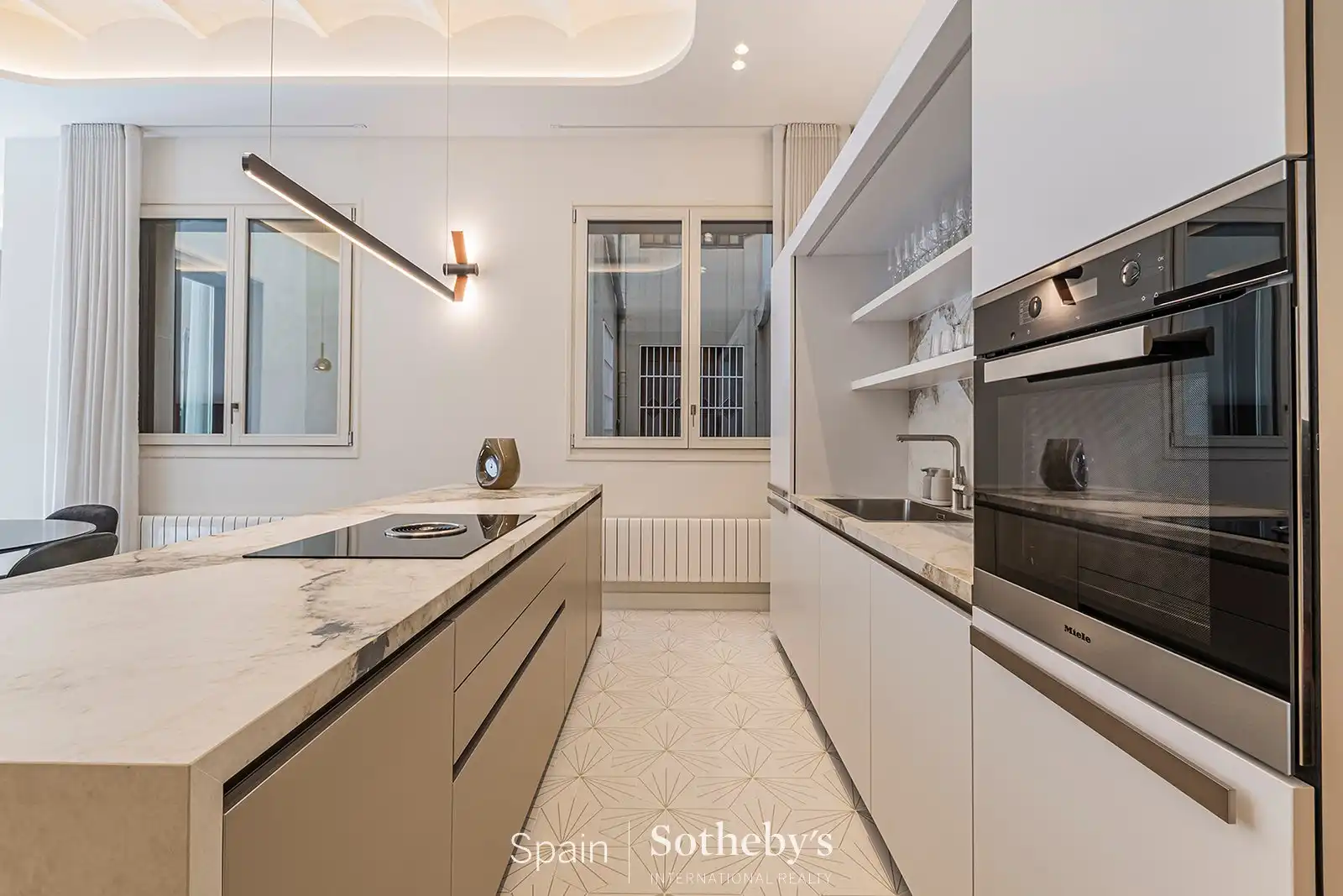Appartement compact avec piscine à vendre à Eixample, imagen 15