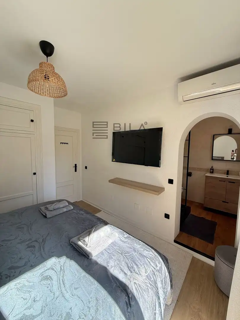 Dormitori de Casa adosada en venda en Mijas amb Aire condicionat, Terrassa i Piscina