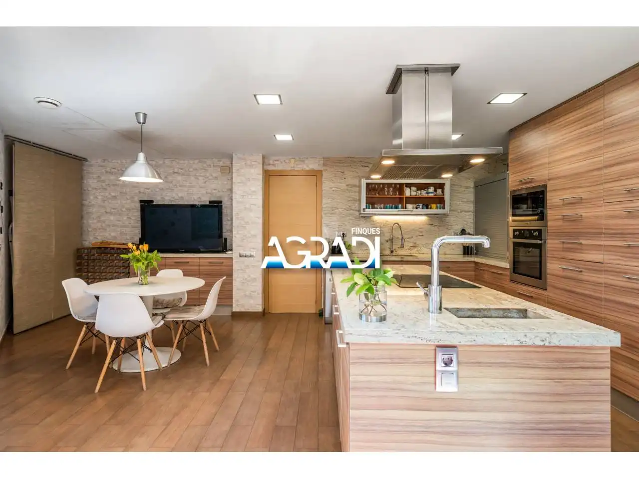 Kitchen of Houses for sale in Les Franqueses del Vallès  with Air Conditioner, Heating and Private garden
