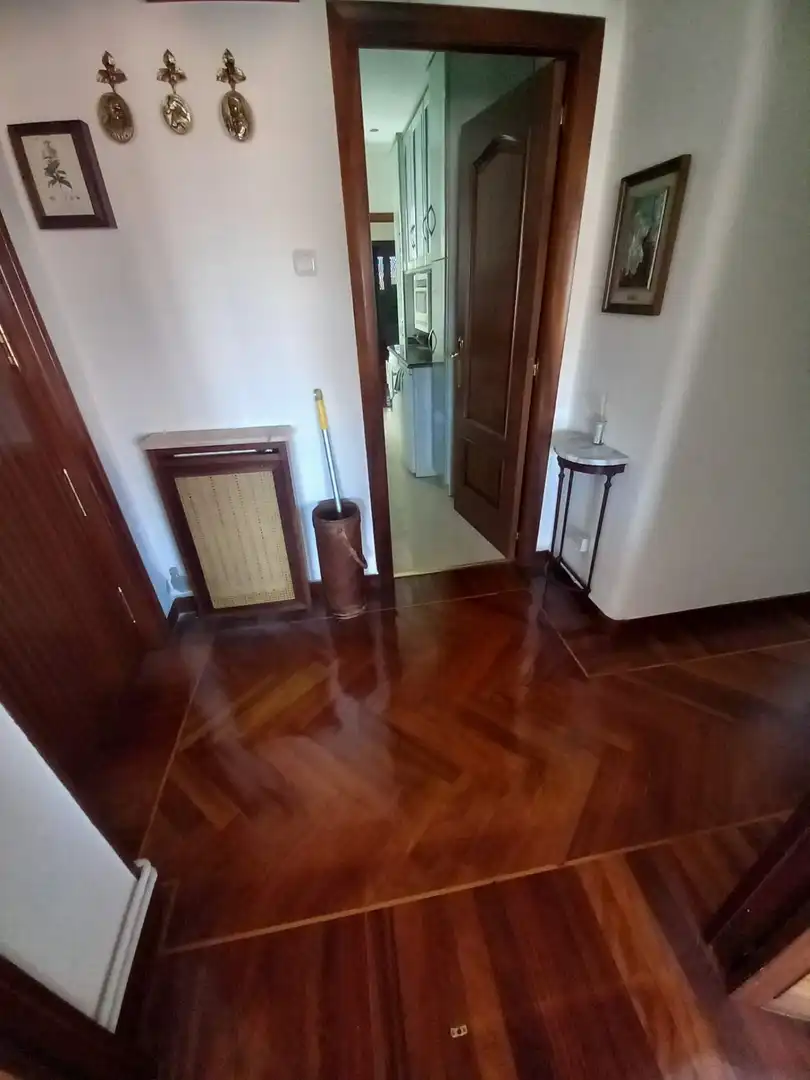Piso en venta en Torrelavega  con Calefacción, Terraza y Trastero