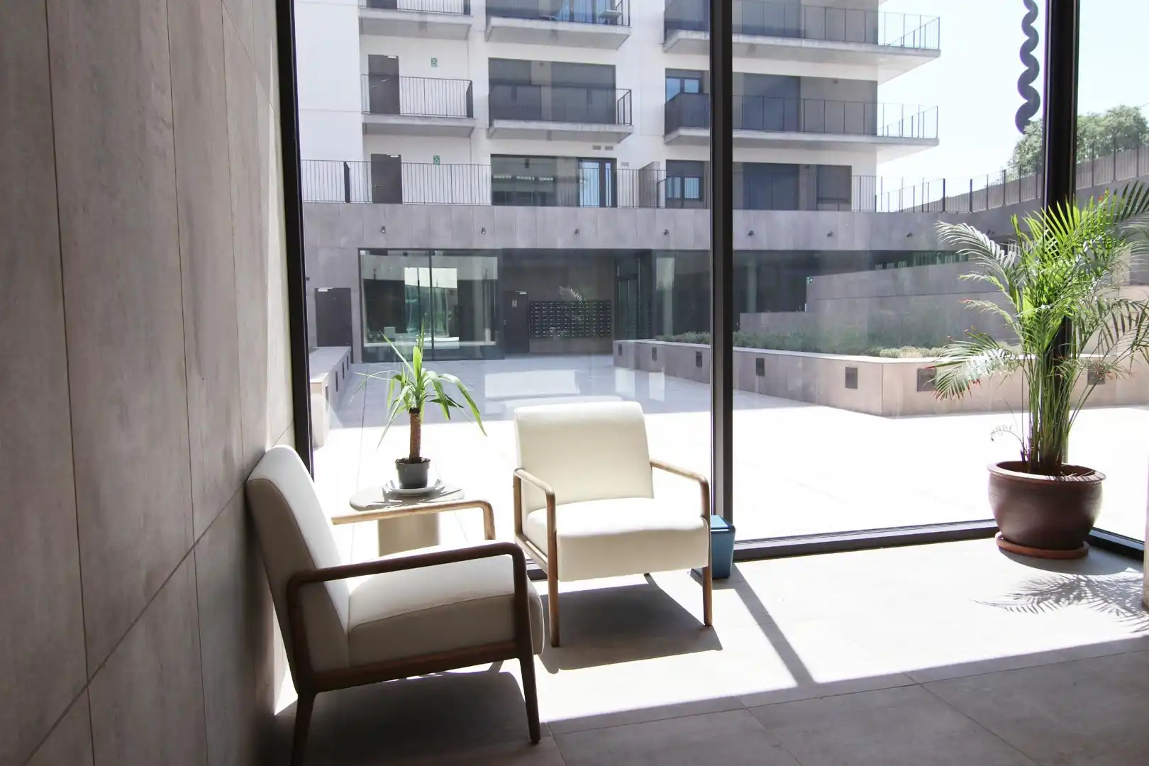 Terrassa de Pis de lloguer en Terrassa amb Aire condicionat, Calefacció i Jardí privat