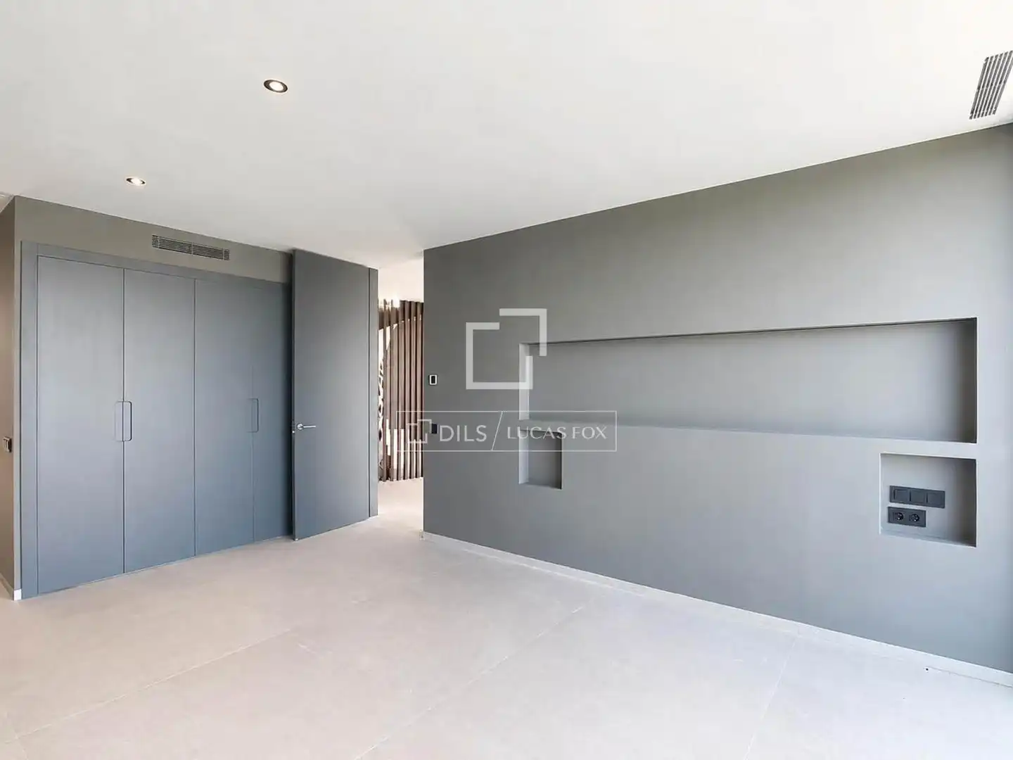 Houses for sale in Es Mercadal  with Air Conditioner, Private garden and Terrace