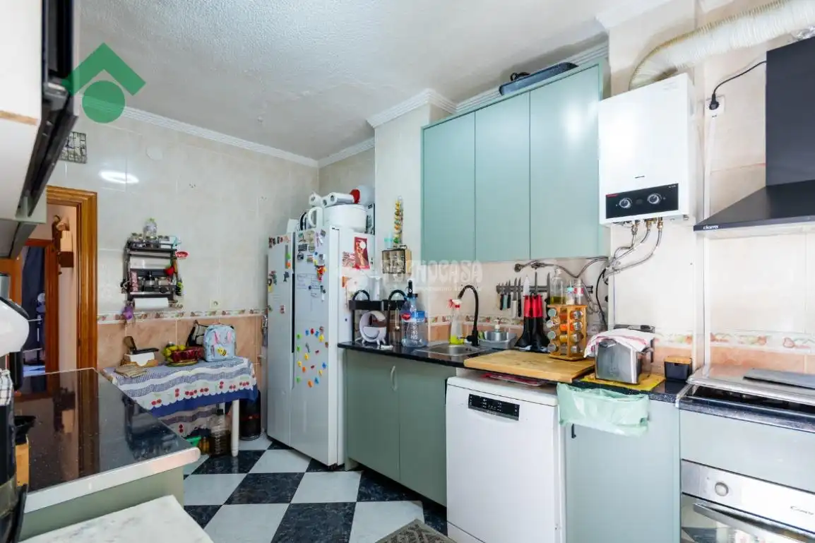 Cocina de Piso en venta en Almuñécar con Balcón