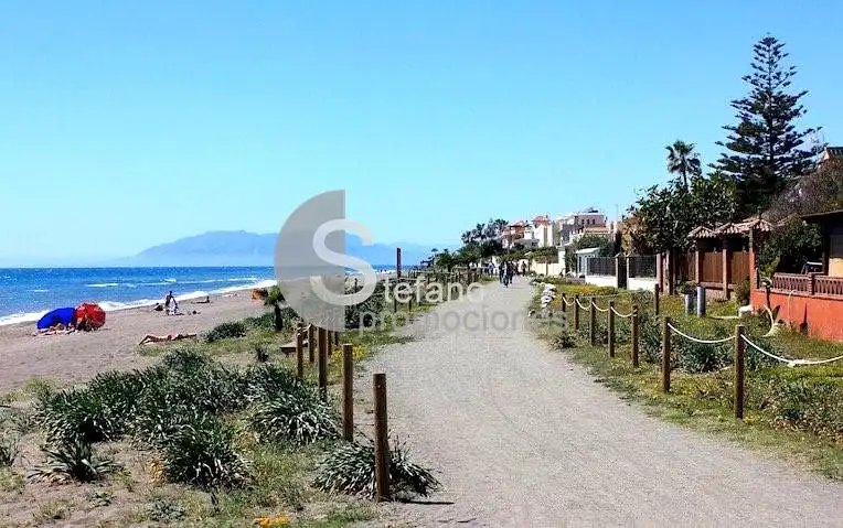 Vista exterior de Casa o chalet en venta en Rincón de la Victoria con Aire acondicionado, Jardín privado y Terraza