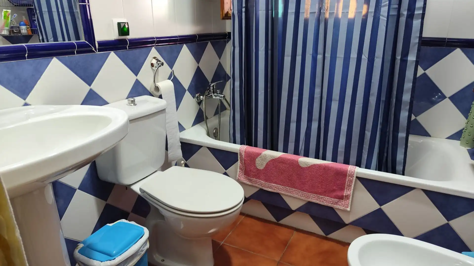House with garden for sale in El Castillo de las Guardas, imagen 13
