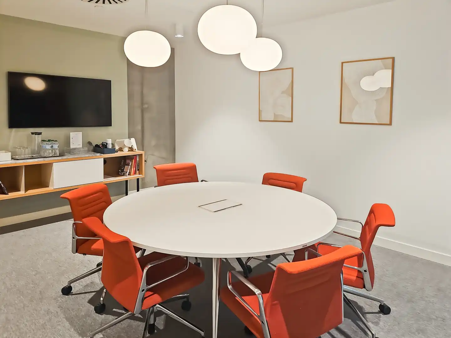 Office for rent in Barcelona  with Air Conditioner, Heating and Furnished