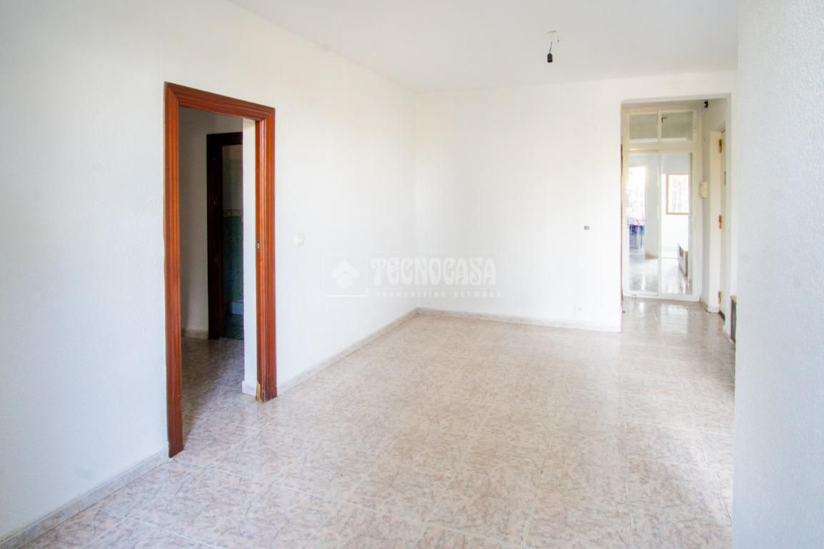 Flat for sale in  Granada Capital  with Terrace
