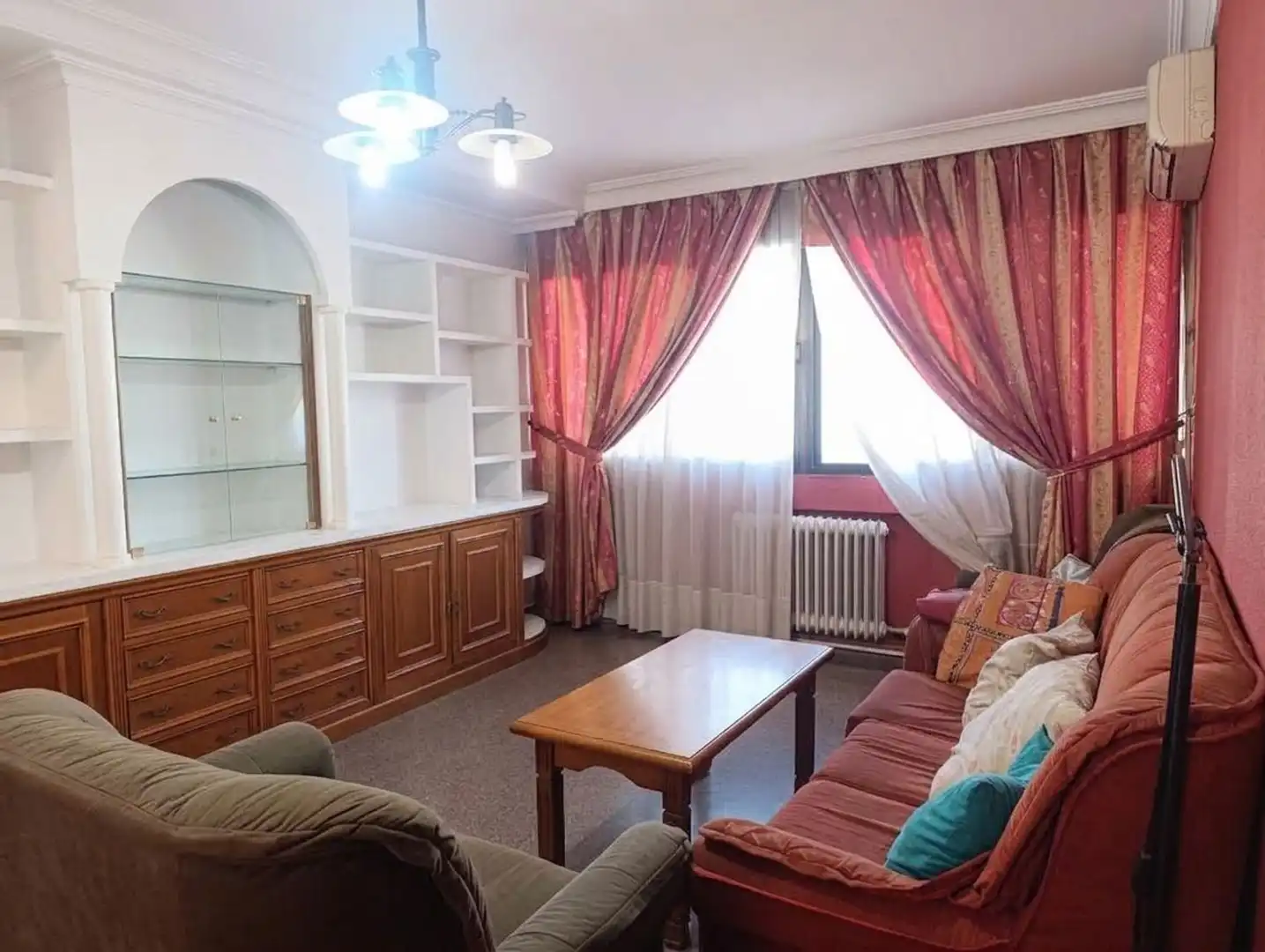 Chalet con piscina en venta en Calle Escultor García Corona, imagen 8