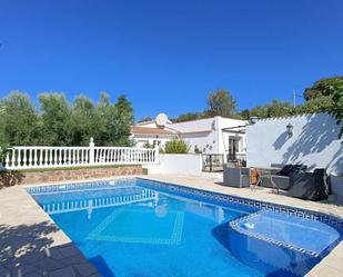 Schwimmbecken von Country house zum verkauf in Montefrío mit Terrasse, Abstellraum und Schwimmbad