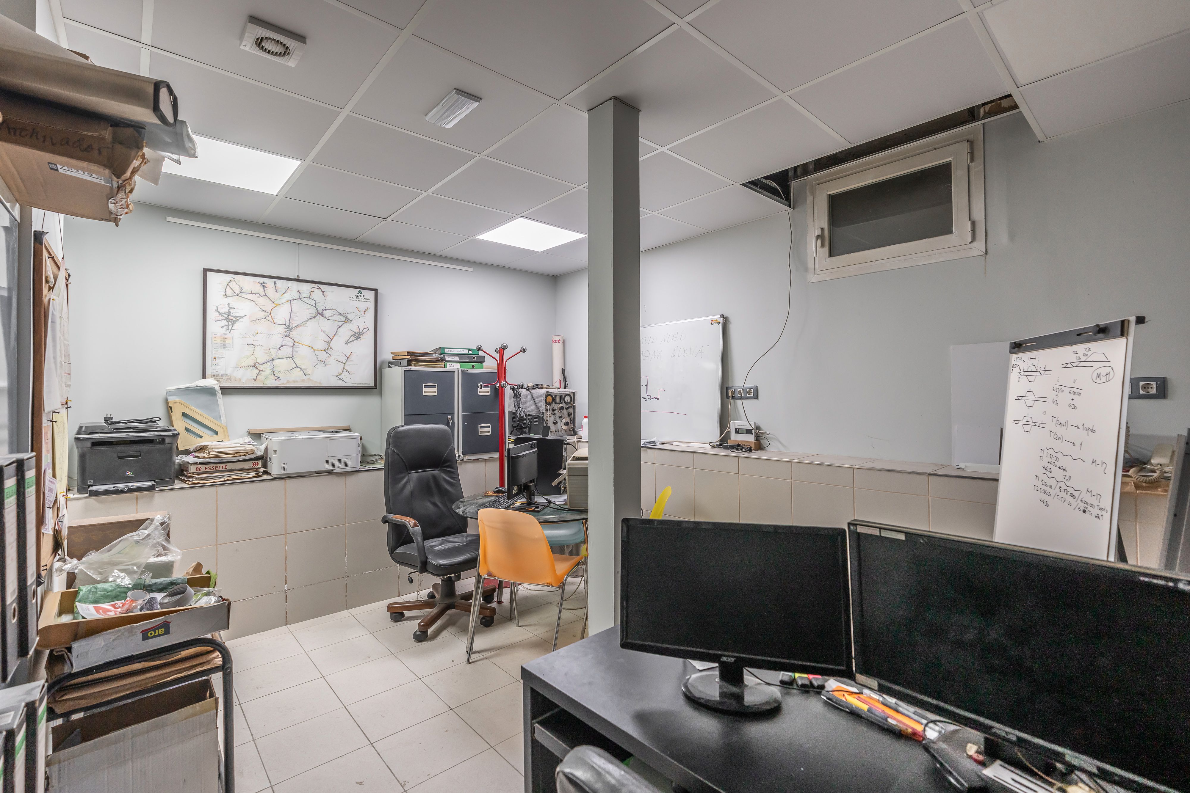 Premises for sale in  Madrid Capital