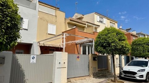 Foto 2 de Casa adosada en venta en Alcalde Francisco Carrero, Castilleja de la Cuesta, Sevilla