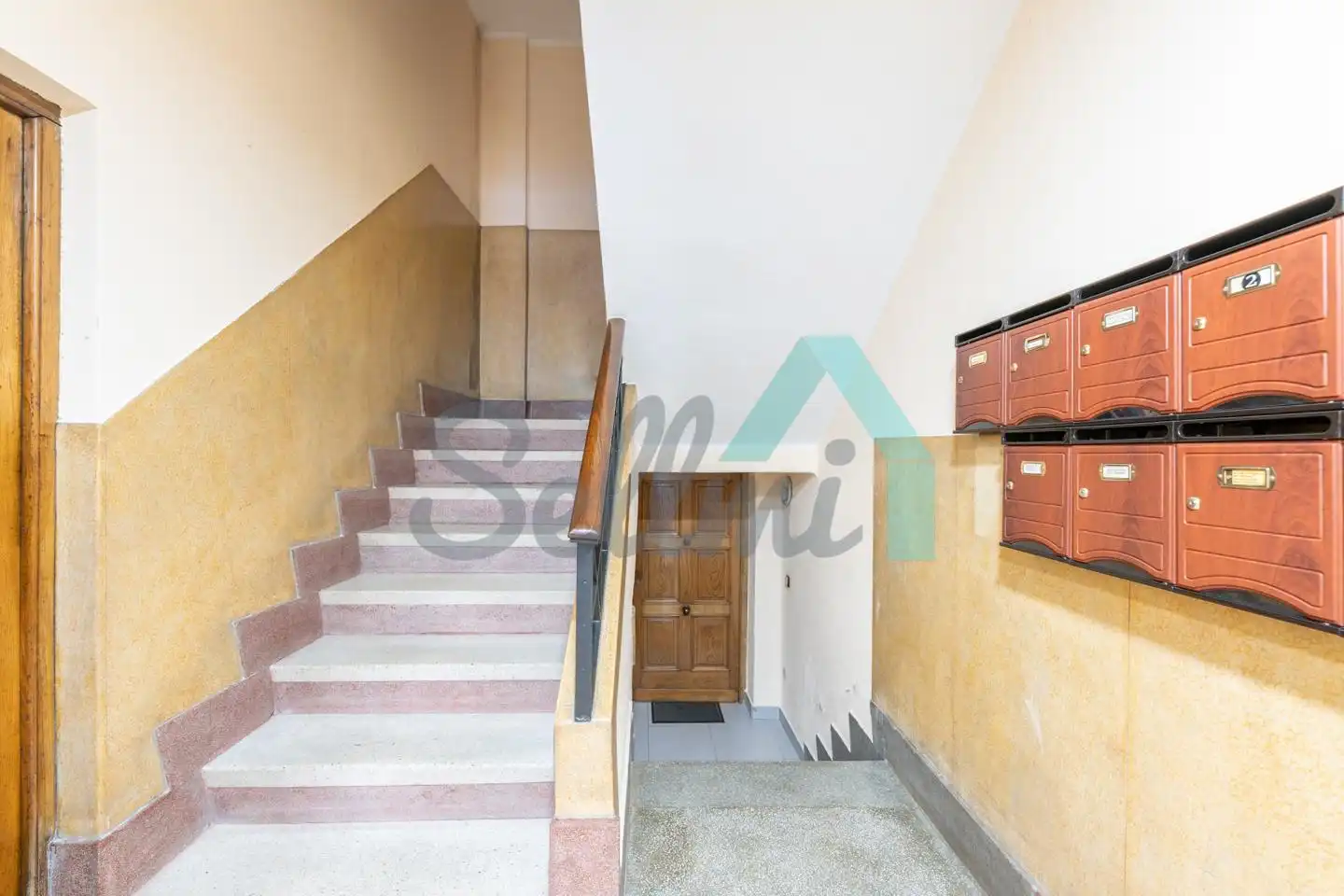 Planta baja de alquiler en Calle Arzobispo Guisasola, Santo Domingo - El Campillín