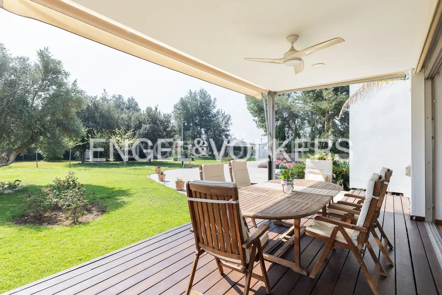 Terrassa de Casa o xalet en venda en Olocau amb Aire condicionat, Calefacció i Jardí privat