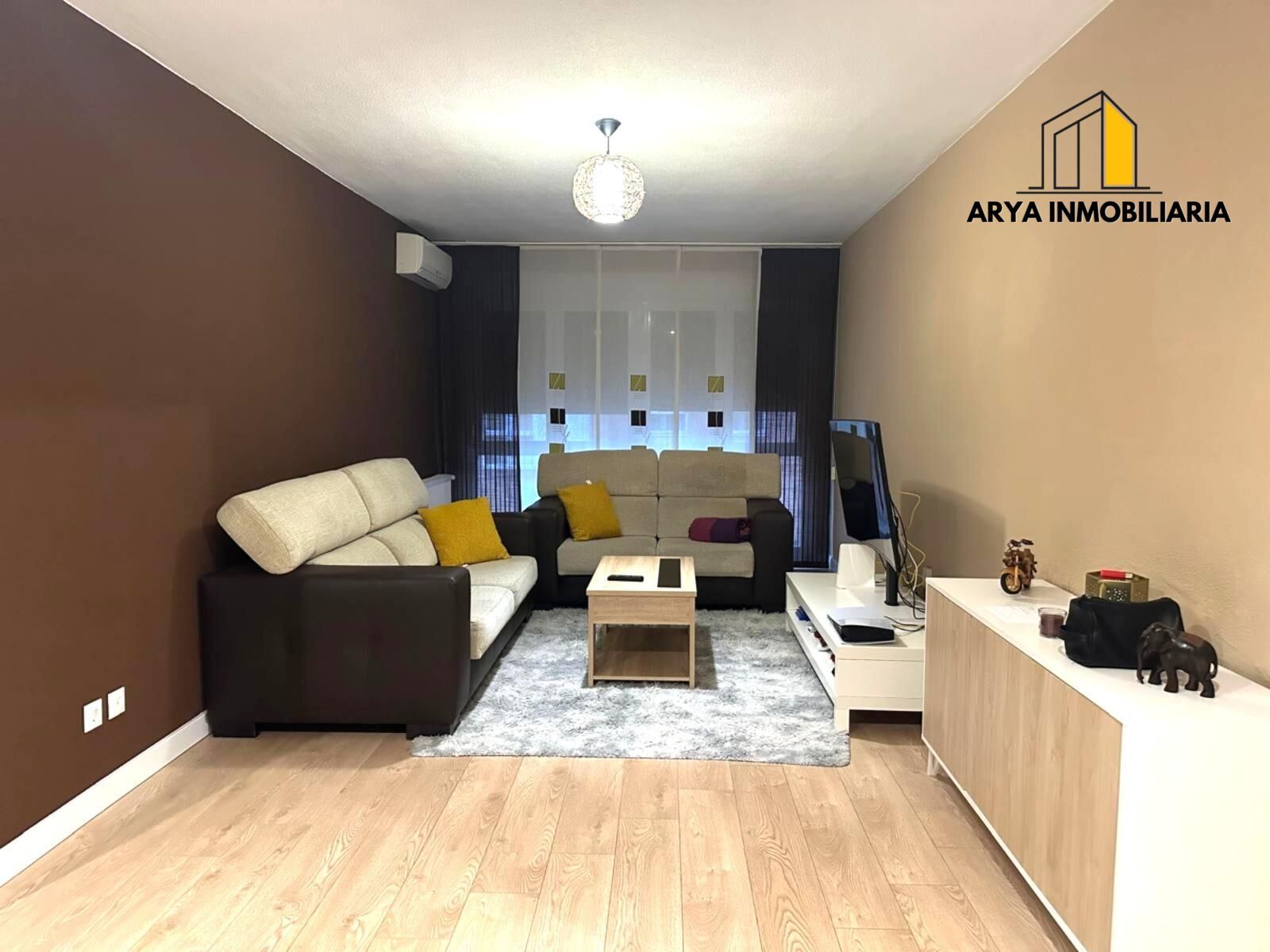 Living room of Flat for sale in Loeches  with Air Conditioner, Heating and Storage room