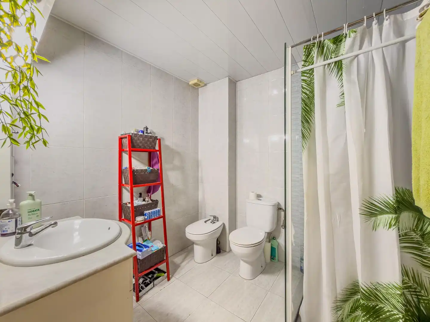 Bathroom of Houses for sale in Terrassa  with Heating, Terrace and Storage room