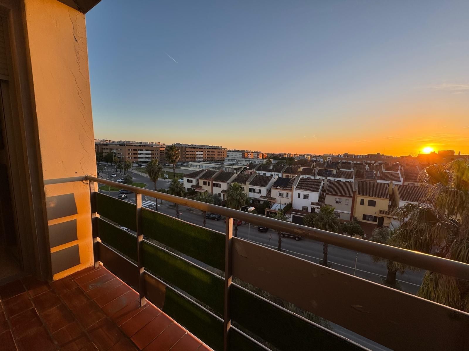 Terraza de Piso en venta en Mairena del Aljarafe con Jardín privado