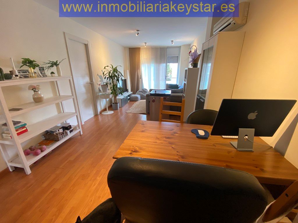 Attic to rent in Centre