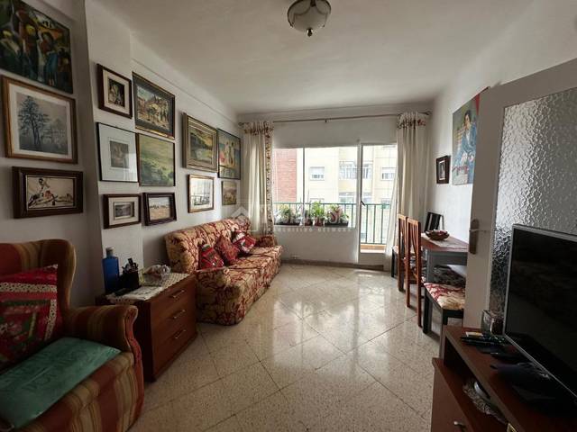 Piso en Venta en Pje. Aralar en Los Castillejos - La Trinidad