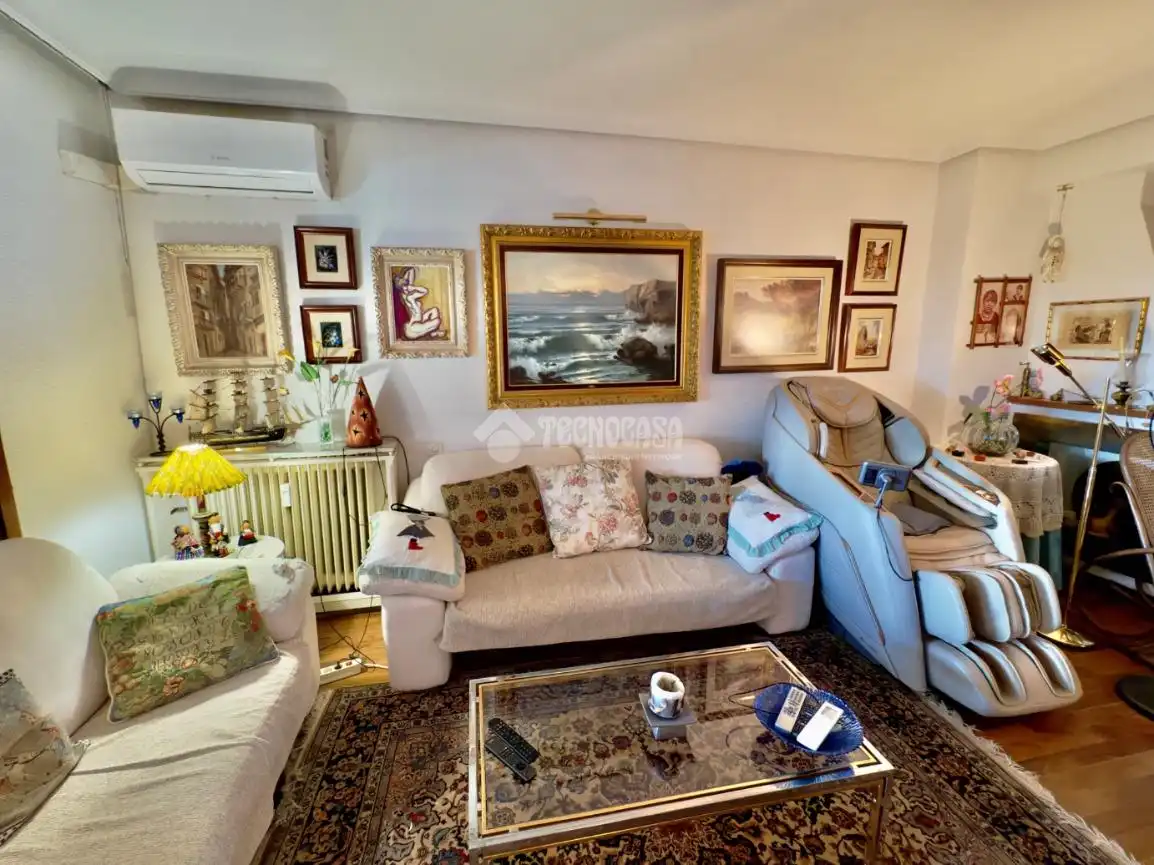 Living room of Flat for sale in Las Rozas de Madrid  with Air Conditioner, Heating and Terrace