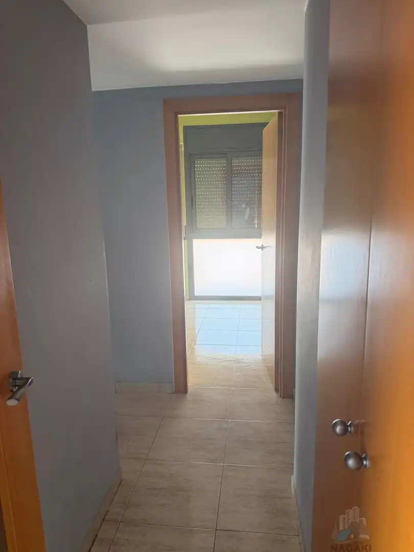 Wohnung zum Verkauf in Salt mit Klimaanlage und Heizung