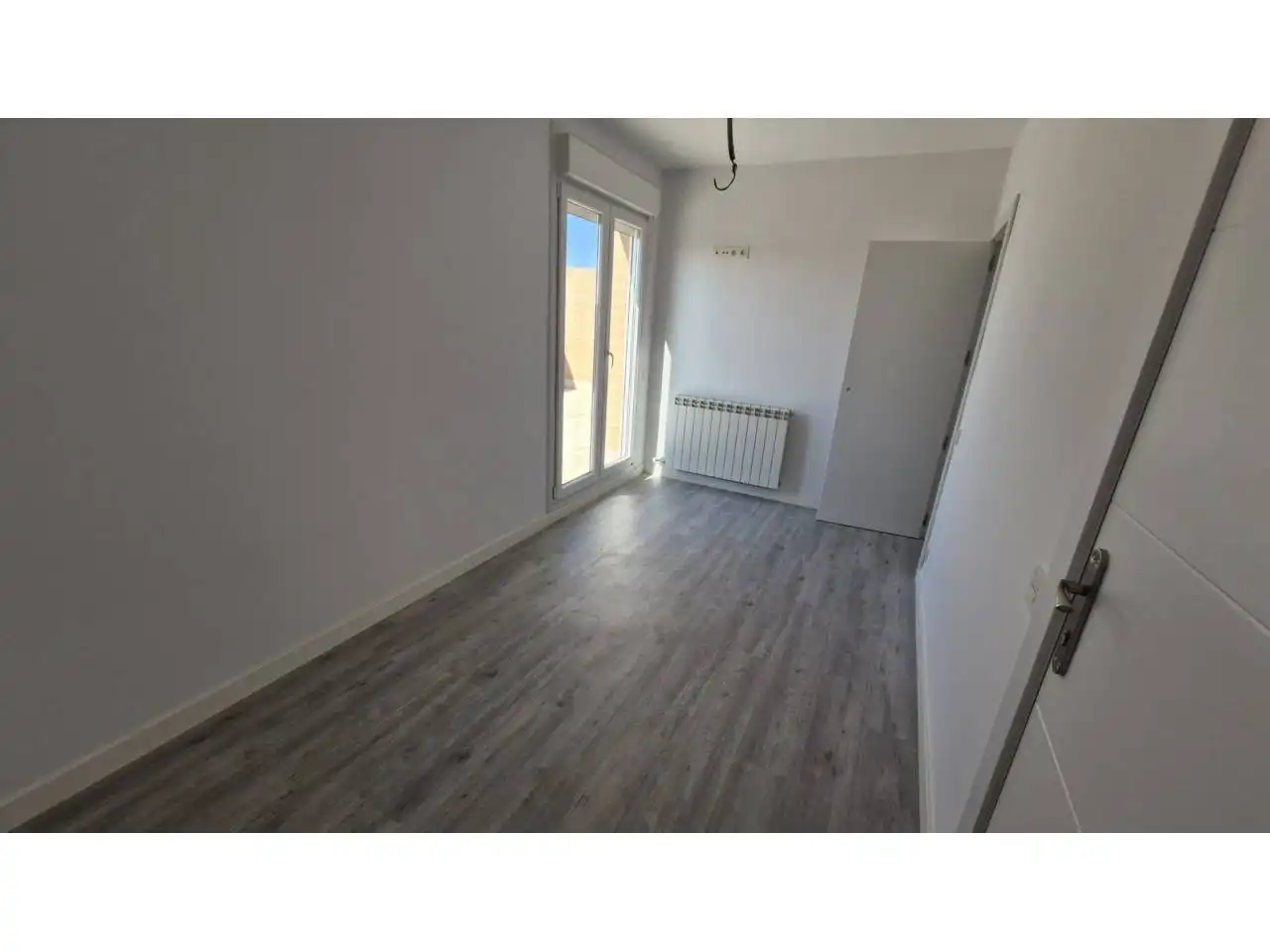 Bedroom of Attic for sale in Lardero  with Heating, Parquet flooring and Terrace
