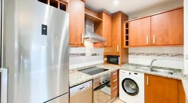 Cocina de Piso en venta en Málaga con Aire acondicionado, Parquet y Piscina comunitaria