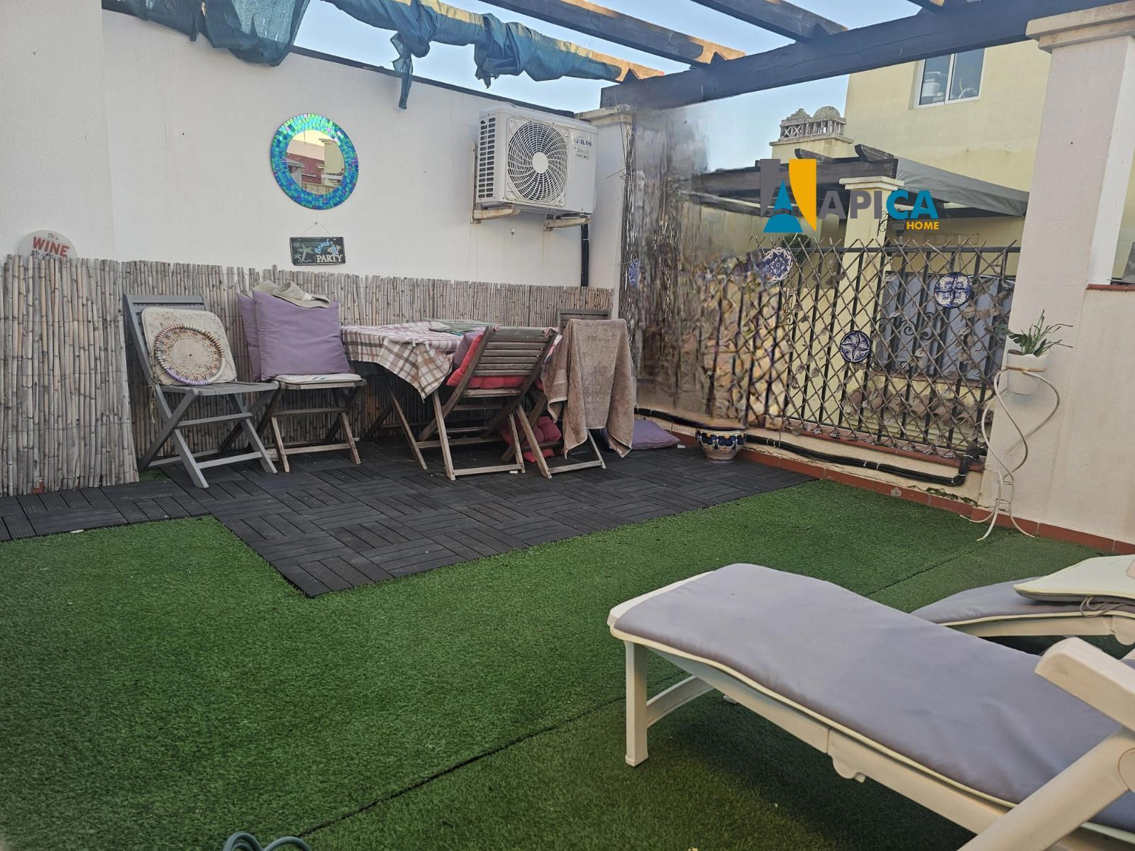 Terrace of Single-family semi-detached for sale in La Línea de la Concepción  with Furnished