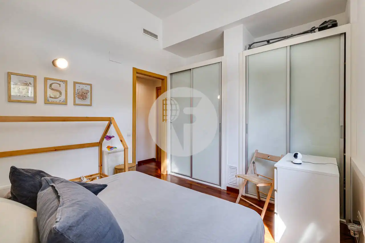Habitación de Planta baja en venta en Barcelona con Aire acondicionado y Trastero