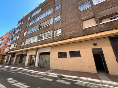 Vista exterior de Local en venda en Valladolid Capital amb Moblat