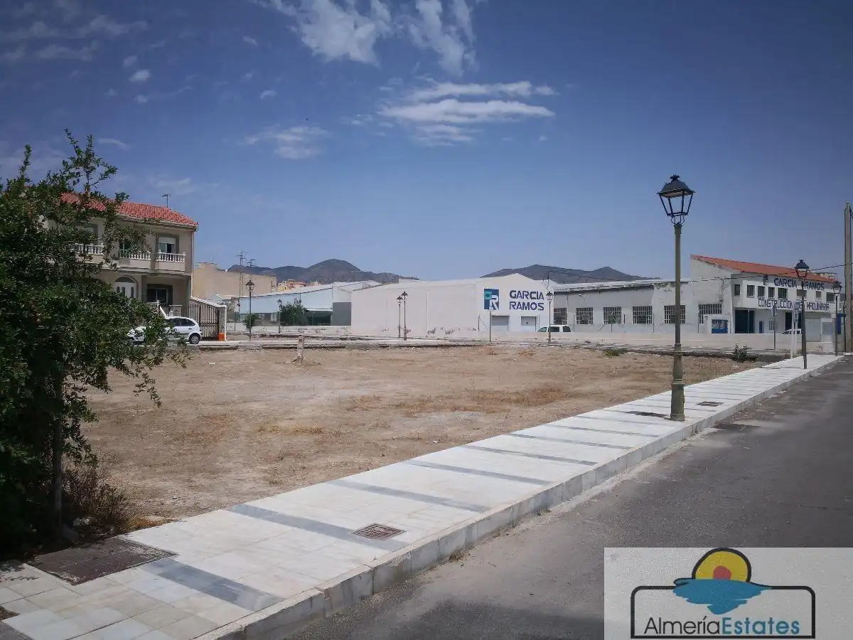 Terrenos y solares en venta en Olula del Río