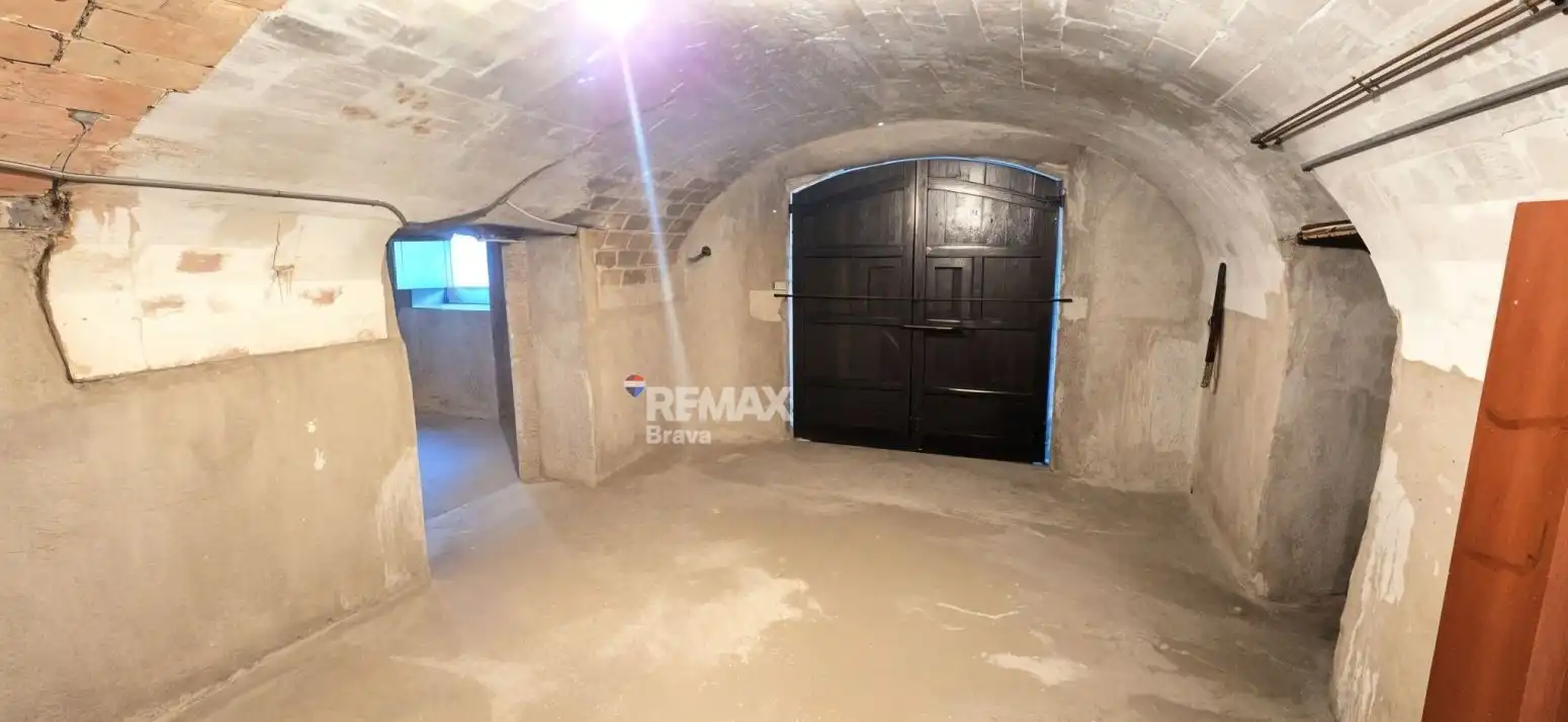 Casa adosada en venta en Celrà con Aire acondicionado, Jardín privado y Terraza