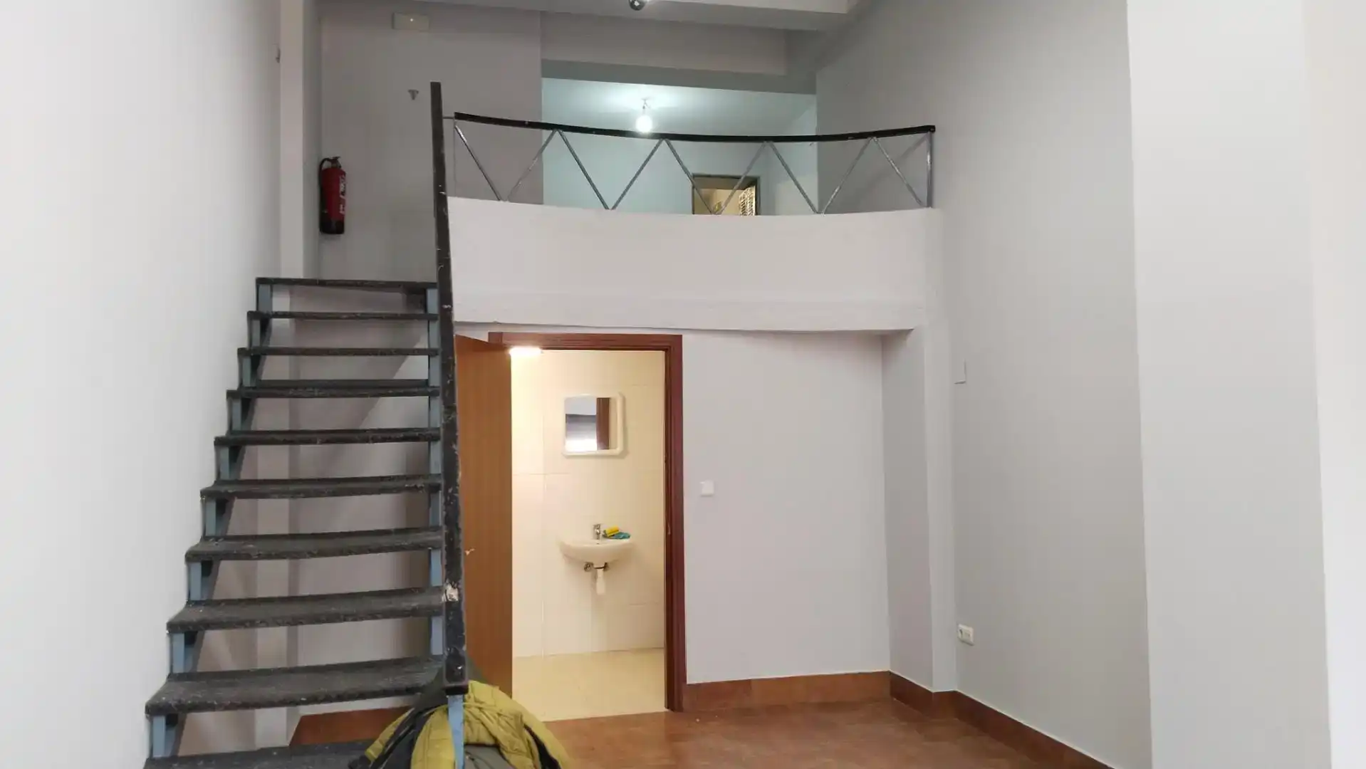Geschaftsraum zur Miete in Ermua