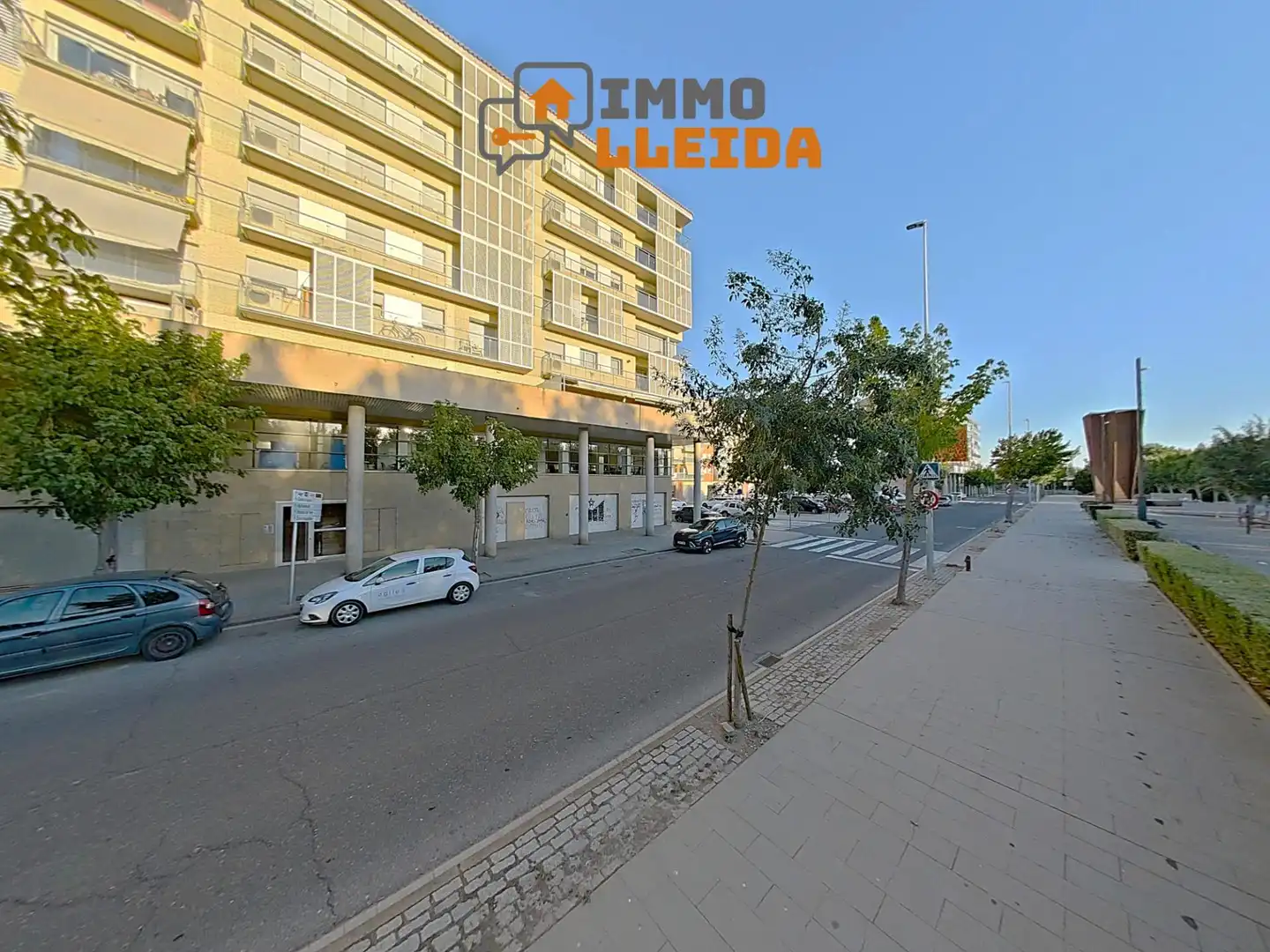 Local comercial de lloguer a Avenida Avinguda Països Catalans 43, imagen 4