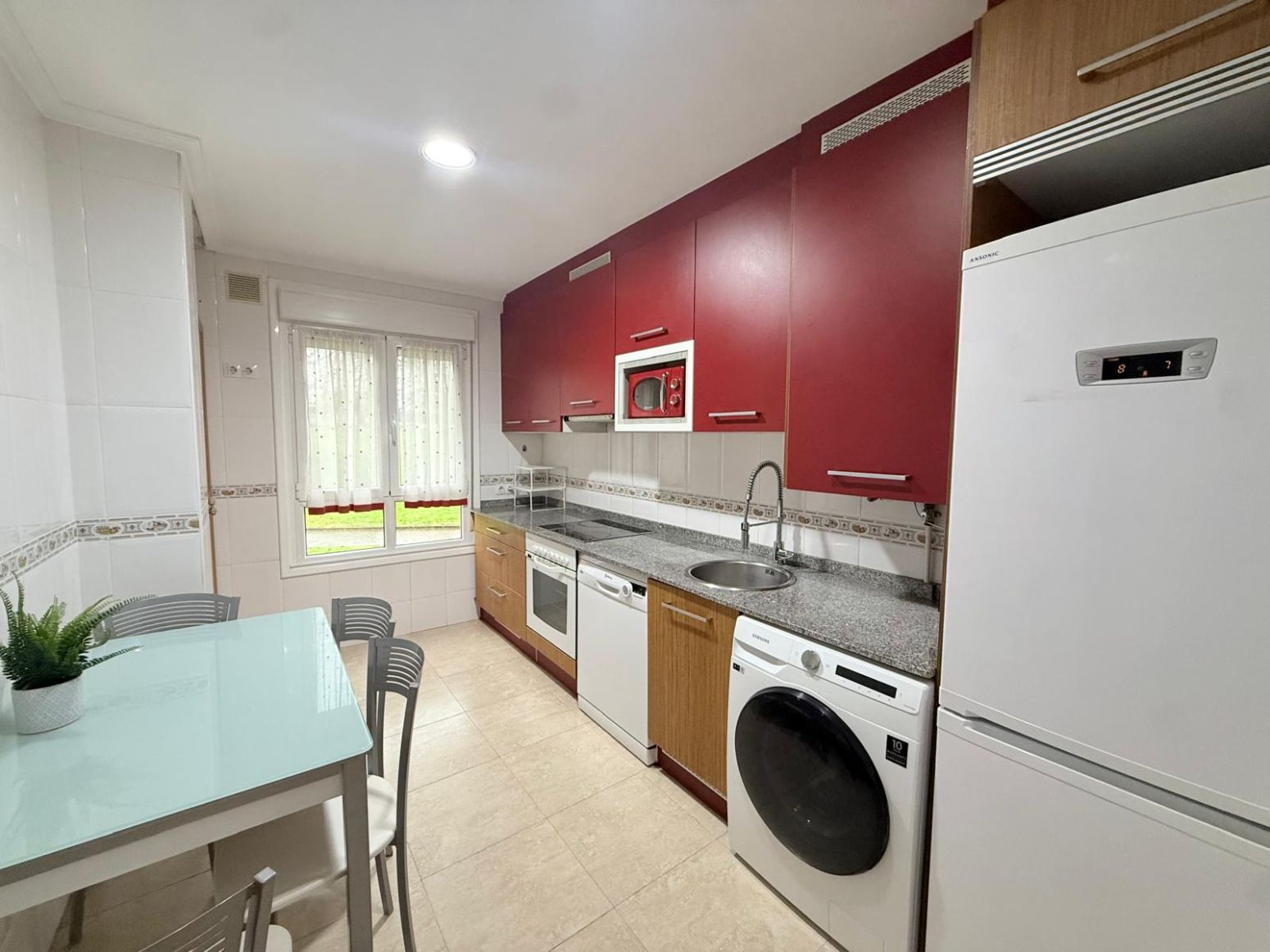 Piso en venta en Avilés - Calle Margarita Nelken, El Carbayedo - El Quirinal