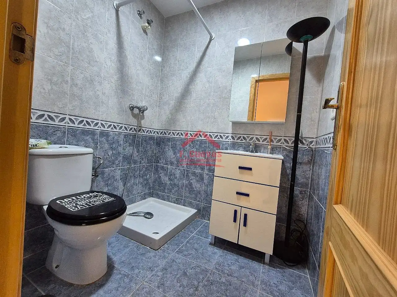 Baño de Apartamento en venta en Vélez-Málaga con Aire acondicionado, Calefacción y Jardín privado