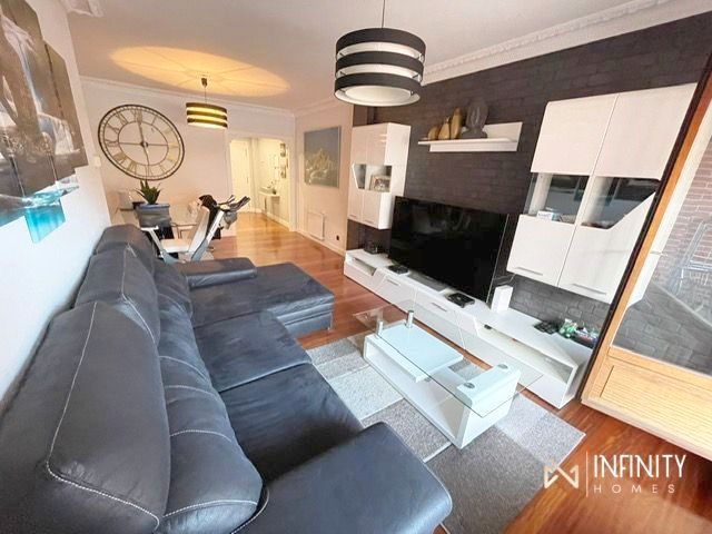 Wohnzimmer von Wohnung miete in Leioa mit Heizung, Privatgarten und Terrasse
