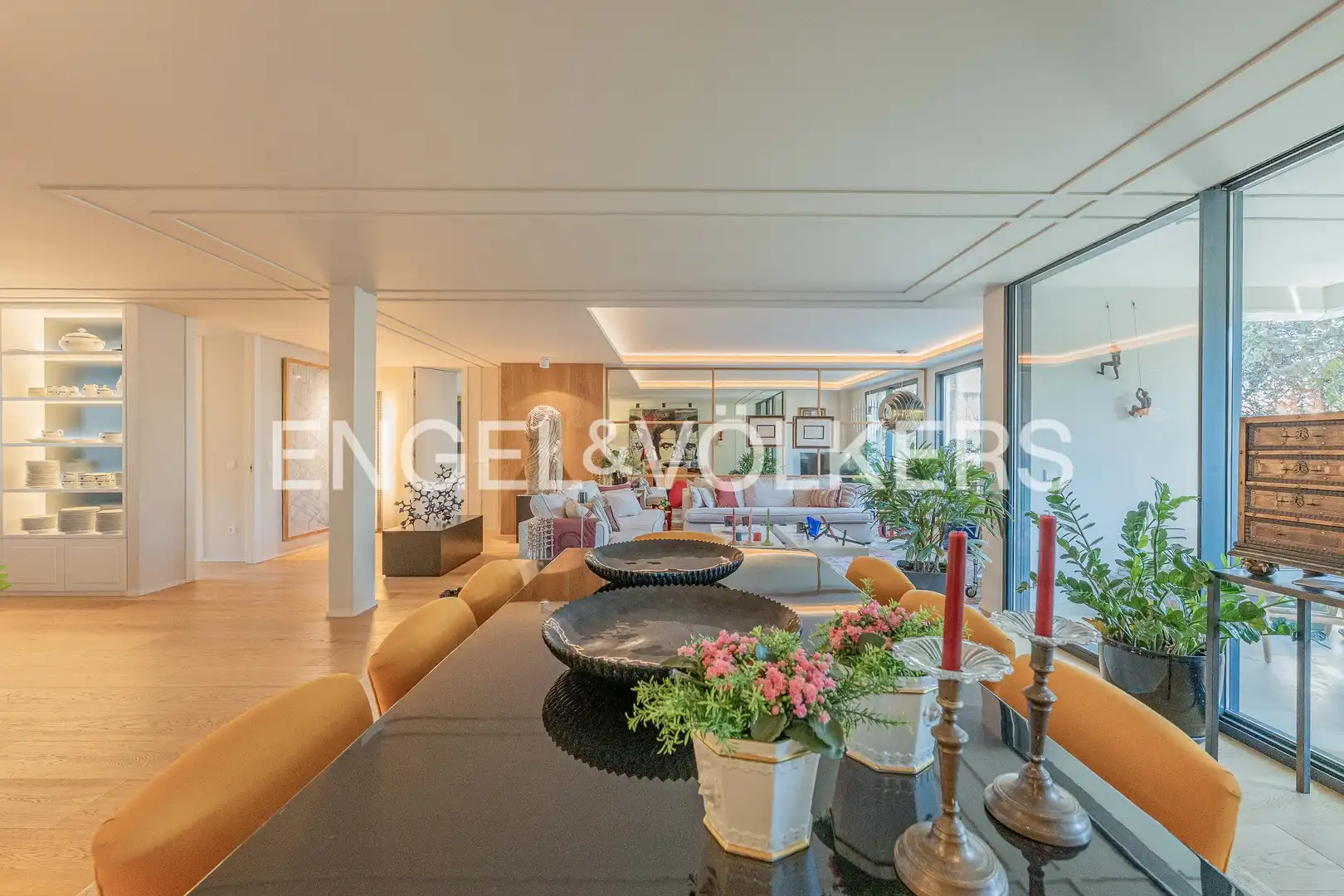 Wohnzimmer von Wohnung zum Verkauf in Madrid mit Klimaanlage, Heizung und Privatgarten