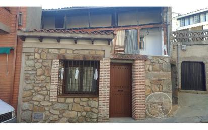 Exterior view of House or chalet for sale in Casavieja