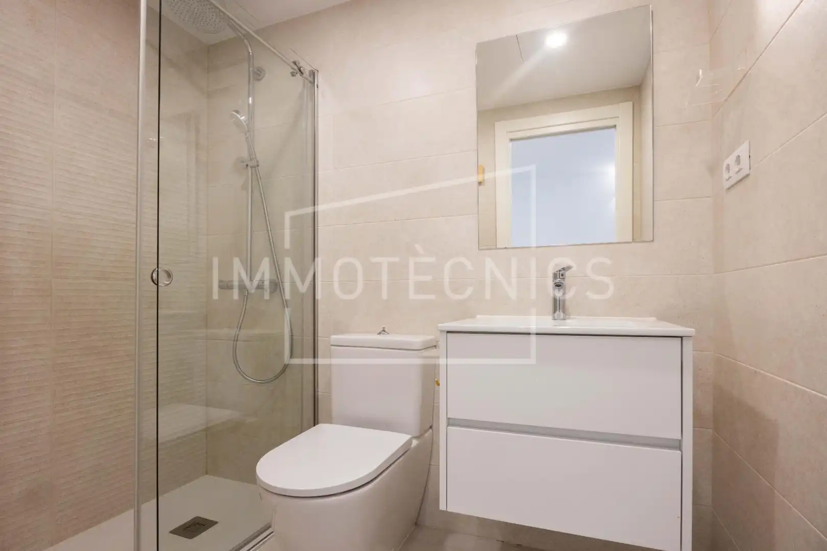 Baño de Dúplex en venta en L'Ametlla del Vallès con Calefacción, Jardín privado y Terraza