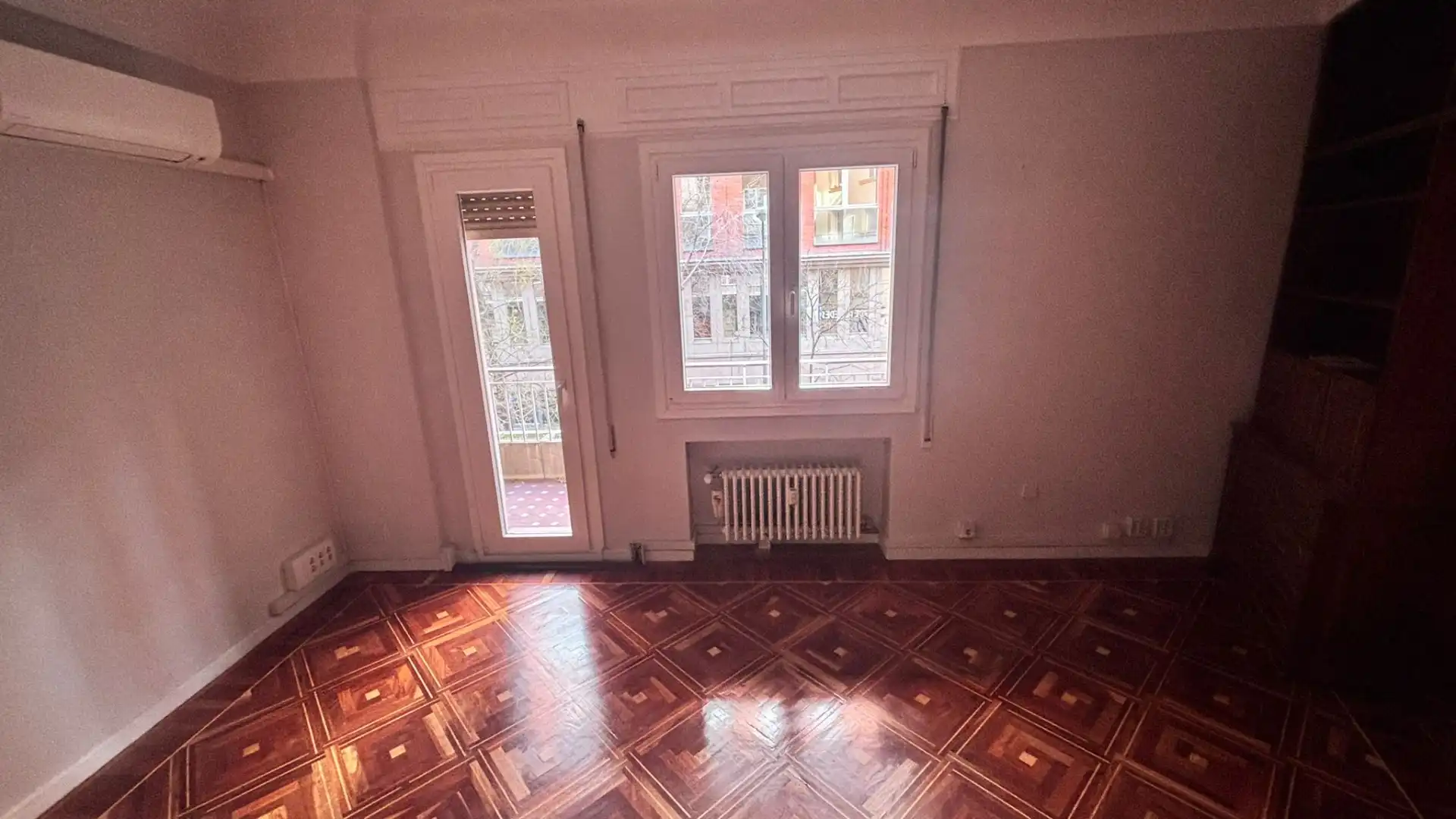 Habitación de Oficina de alquiler en Madrid con Aire acondicionado, Calefacción y Terraza