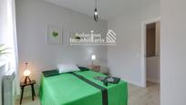 Dormitori de Casa adosada en venda en Salamanca Capital amb Piscina