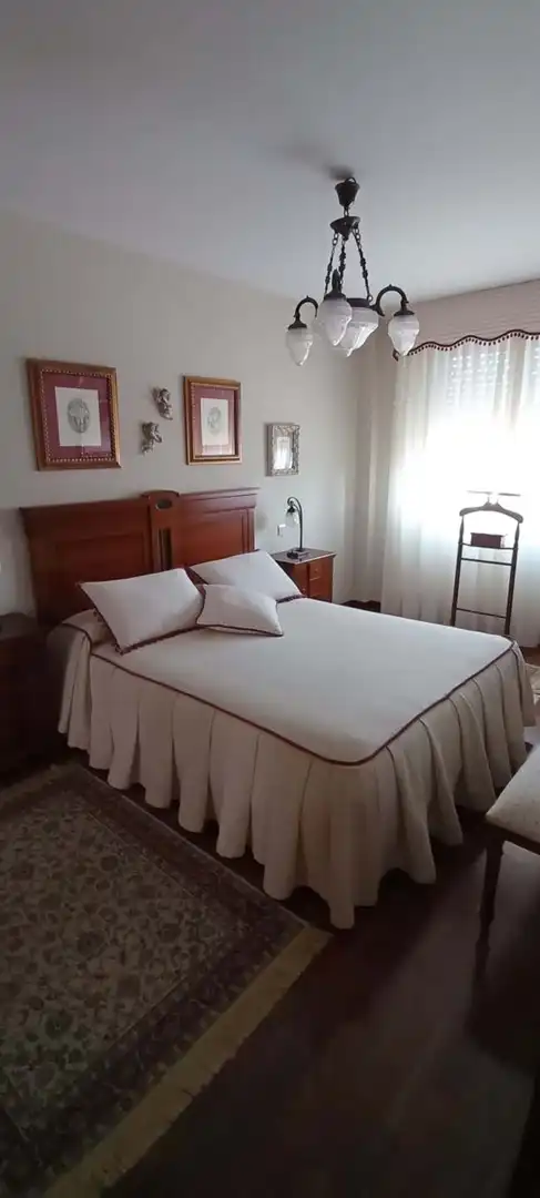 Habitación de Casa o chalet en venta en Miranda de Ebro con Amueblado