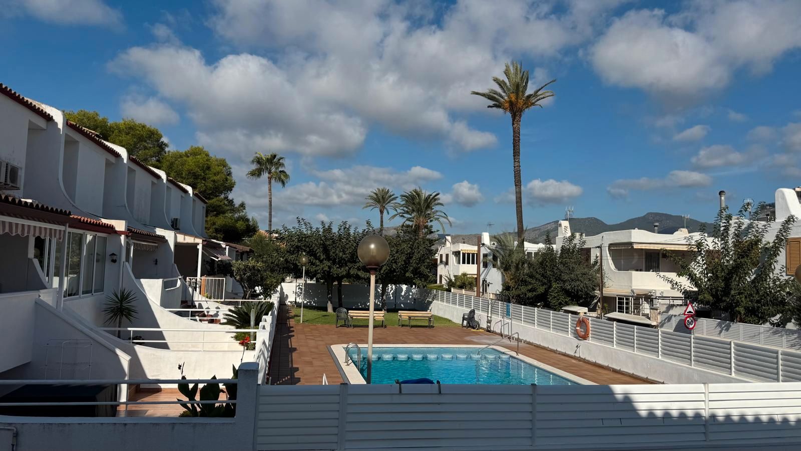Vista exterior de Casa adosada de lloguer en Castellón de la Plana / Castelló de la Plana amb Jardí privat, Terrassa i Moblat