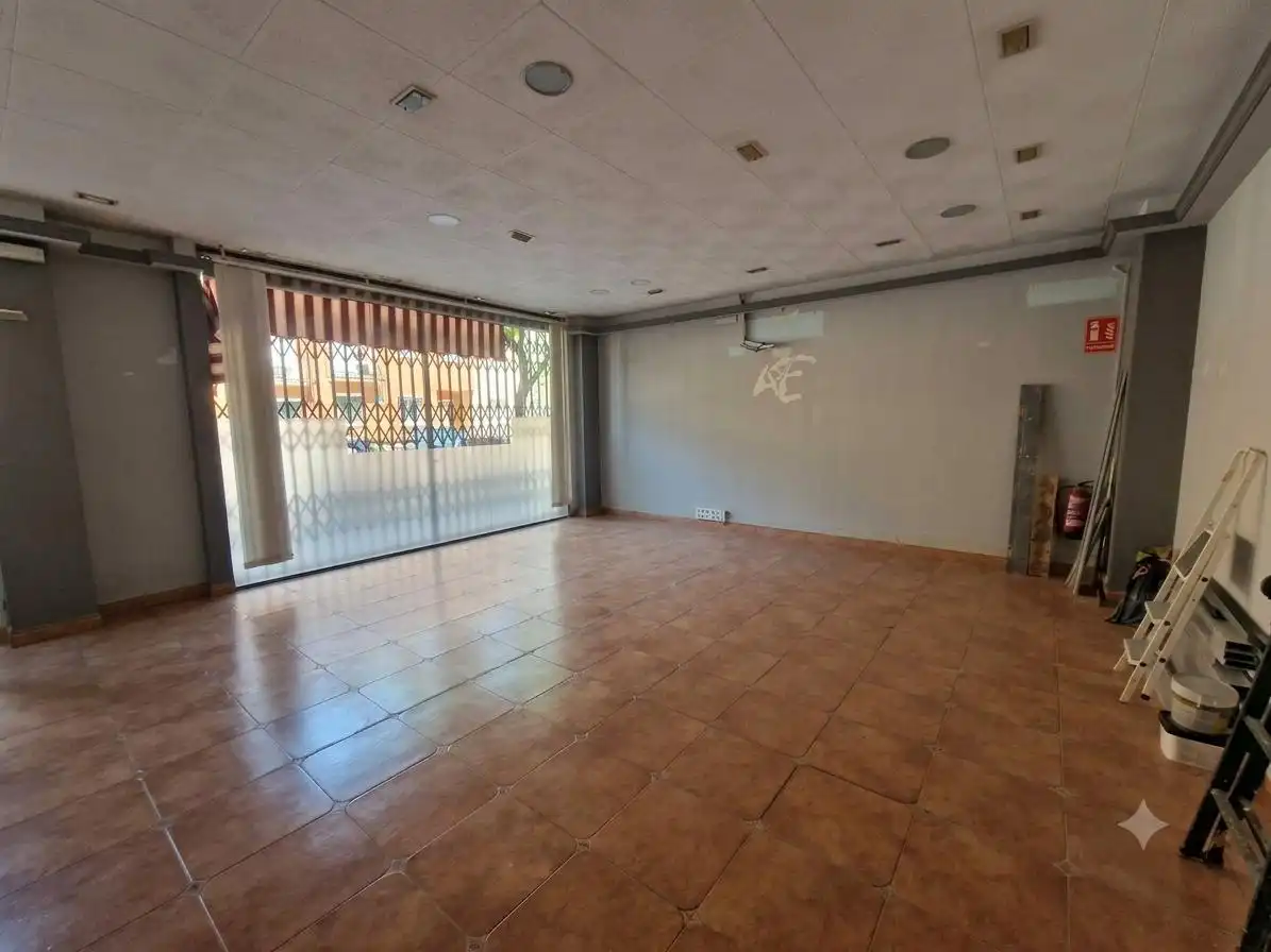 Local de alquiler en Castellar del Vallès con Aire acondicionado