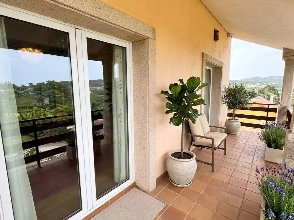 Terrace of Houses for sale in Loureda - Lañas - Barrañán