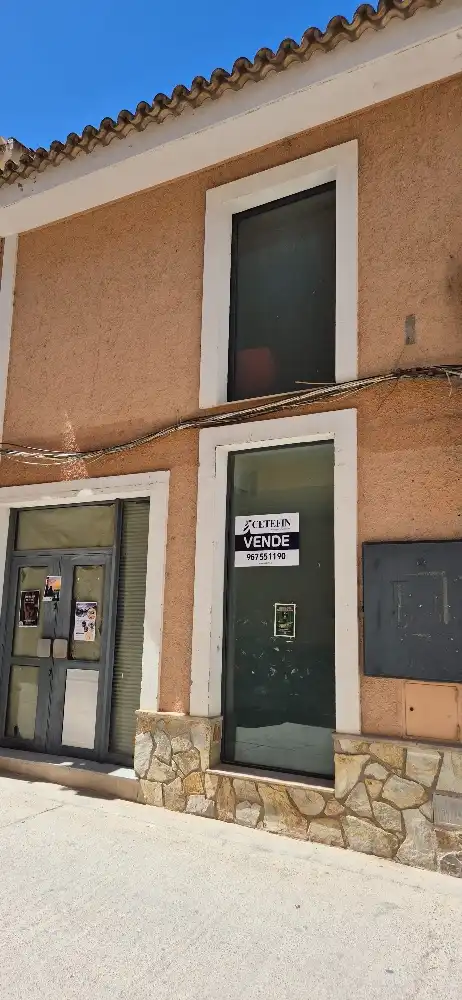 Local en venta en Liétor