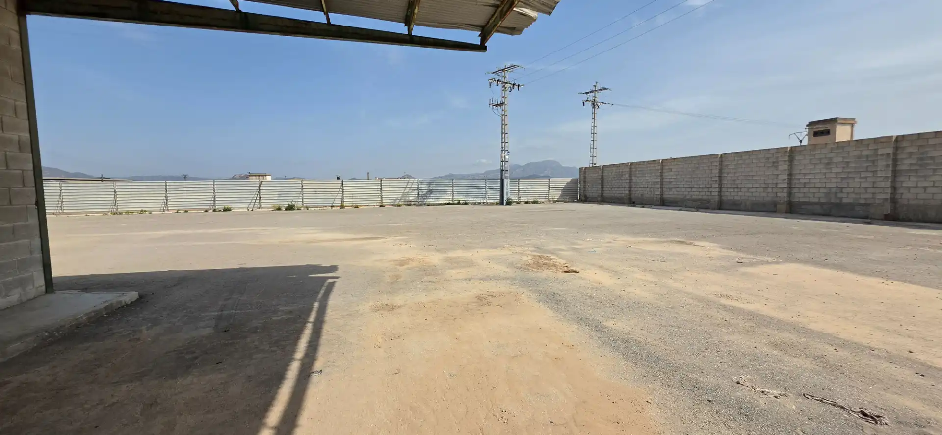 Nau industrial en venda a Camino Entrepinos B, 26, La Coca - La Nia - Vistahermosa