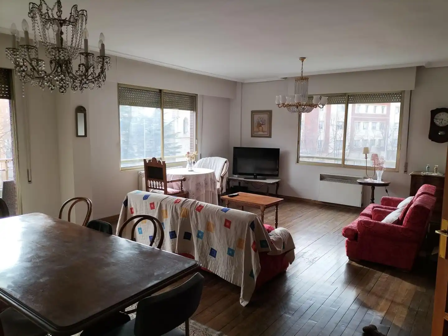 Sala de estar de Piso en venta en Palencia con Calefacción, Parquet y Balcón