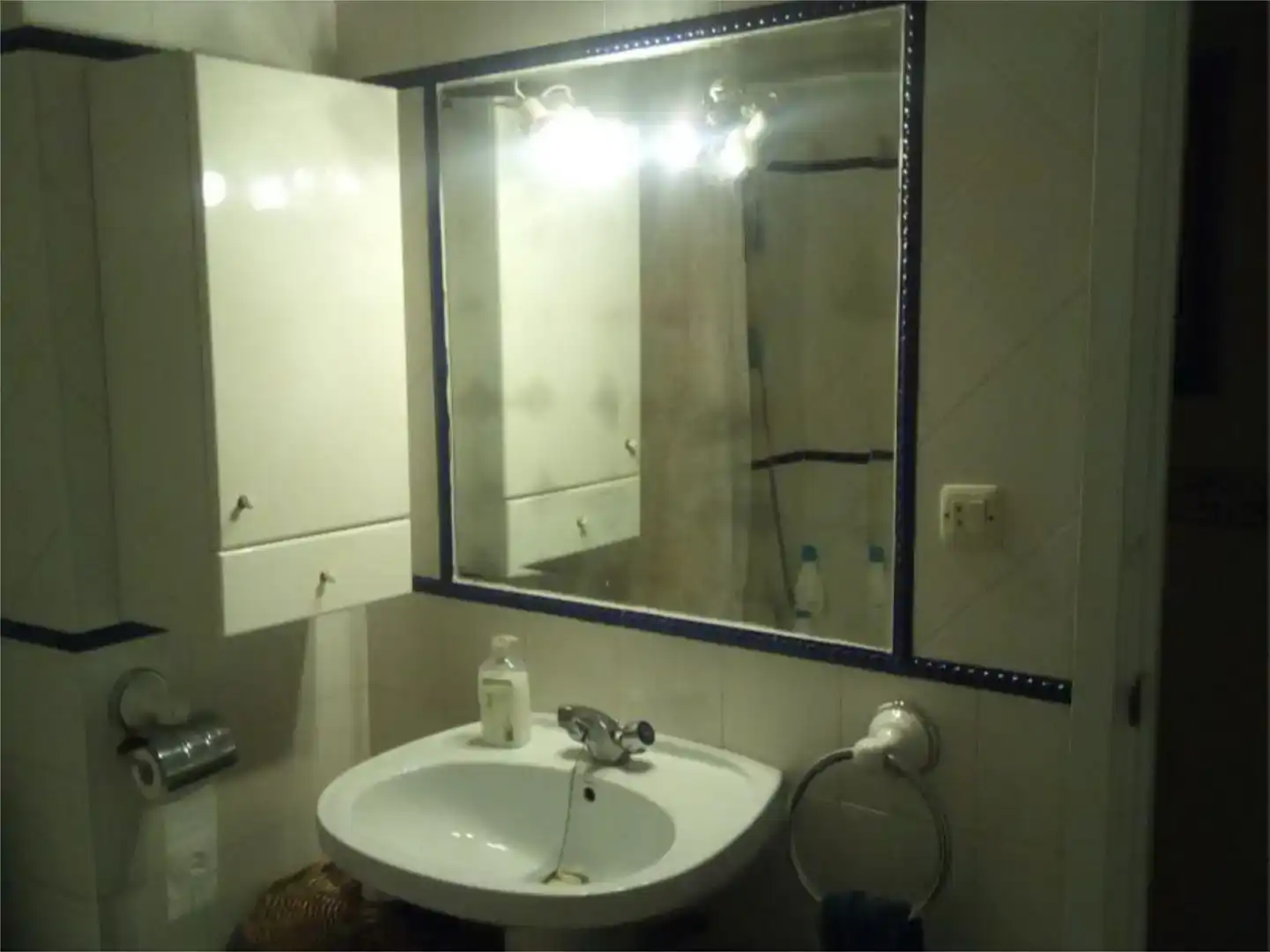Baño de Piso en venta en Tocina con Aire acondicionado y Amueblado